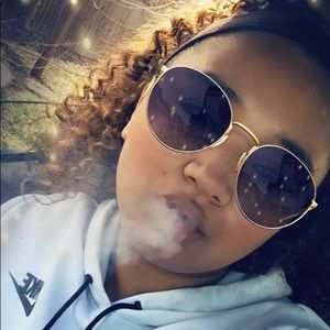 Meet your Posher, Kyla